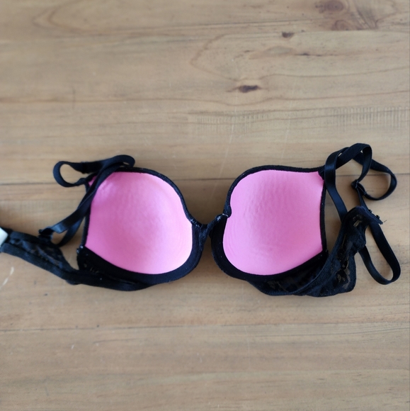 vs bras 32a - Picture 3 of 6